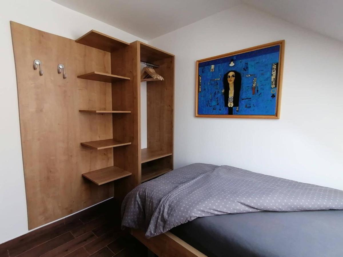 Blatnikov Hram Otel Dvor Dış mekan fotoğraf