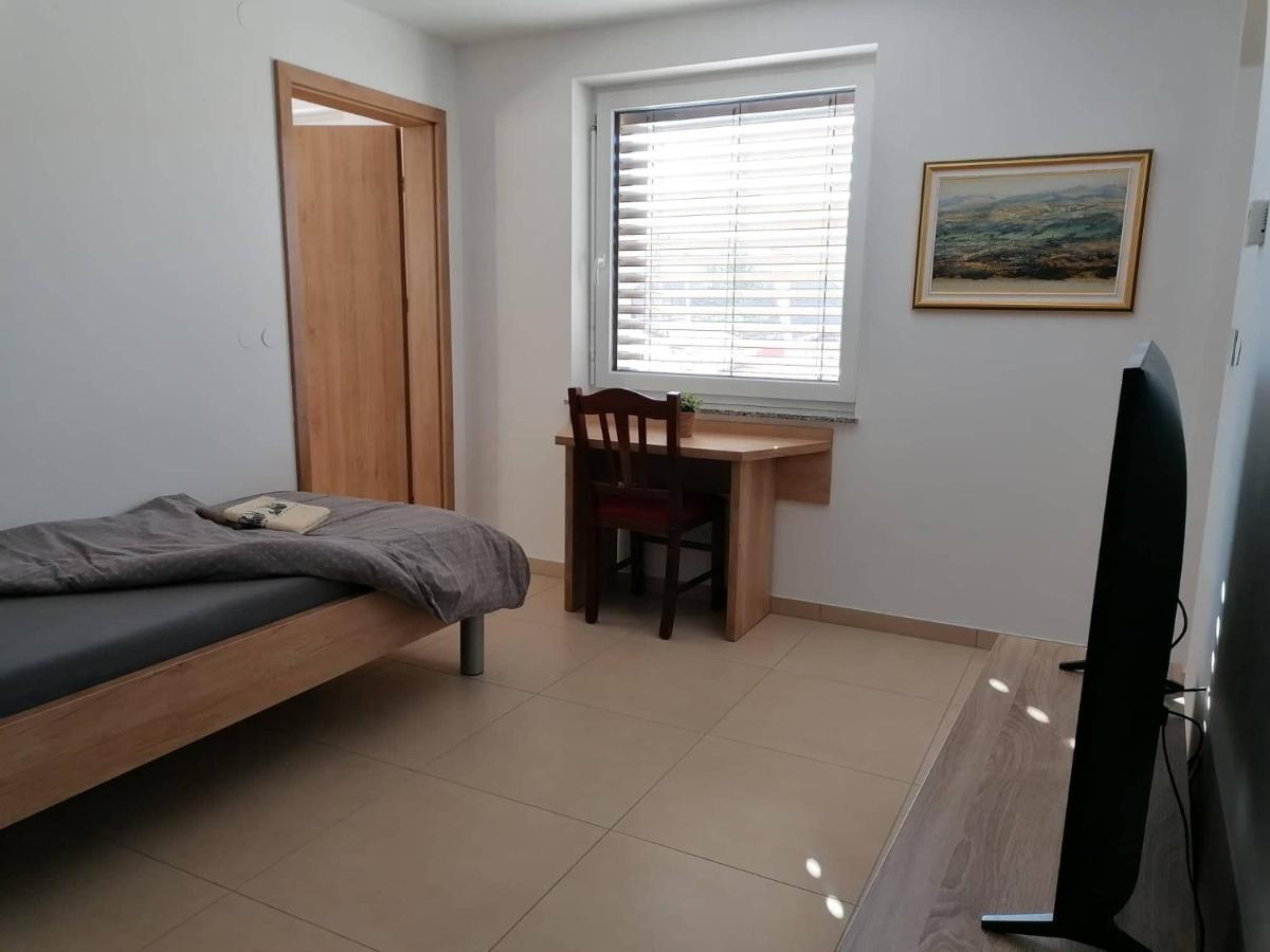 Blatnikov Hram Otel Dvor Dış mekan fotoğraf